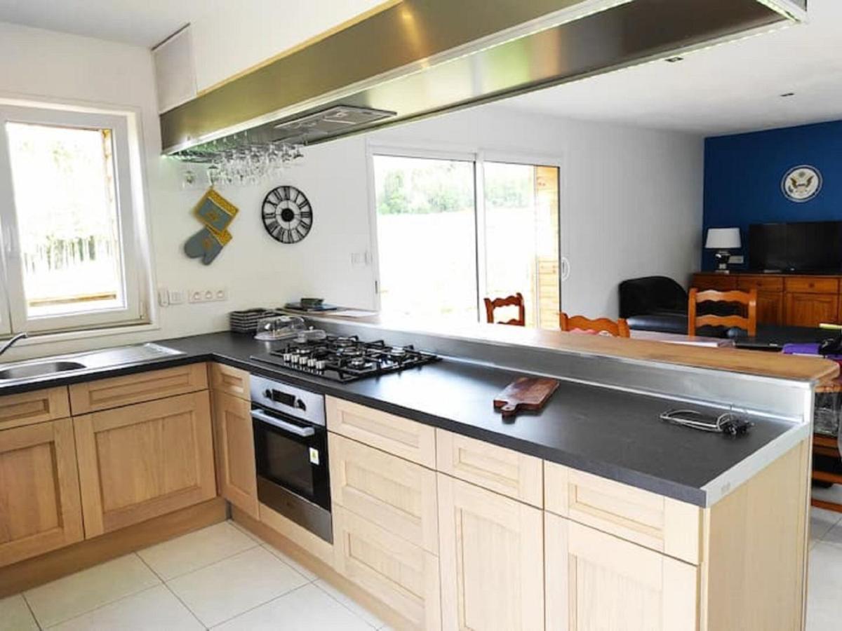 Cozy Holiday Home In Givonne Zewnętrze zdjęcie