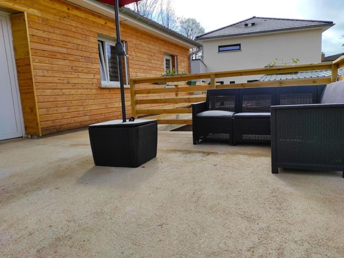 Cozy Holiday Home In Givonne Zewnętrze zdjęcie